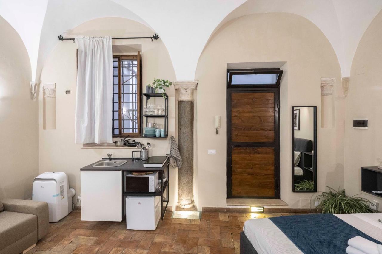 Studio Delle Grotte - Campo De' Fiori Rome Extérieur photo