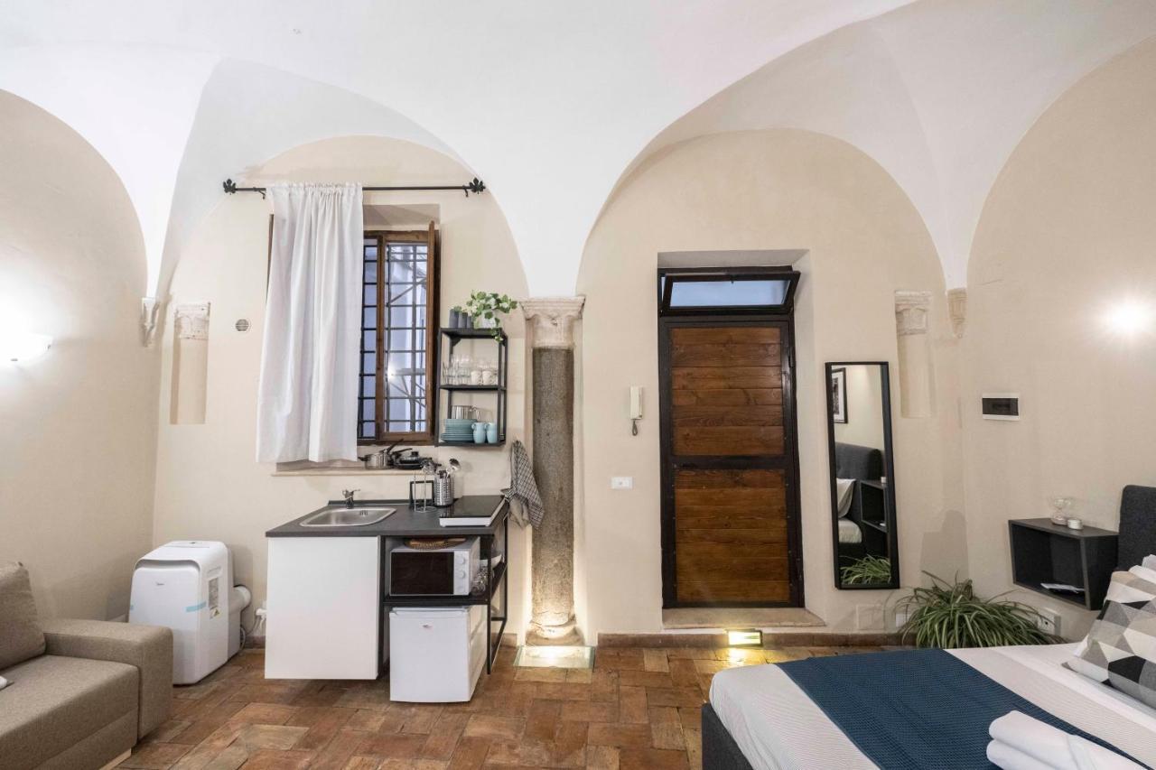 Studio Delle Grotte - Campo De' Fiori Rome Extérieur photo