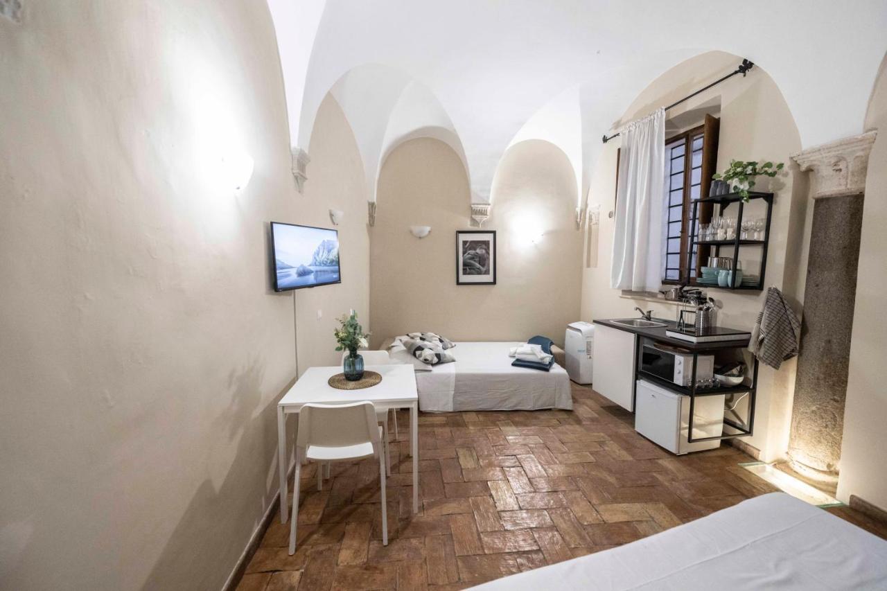 Studio Delle Grotte - Campo De' Fiori Rome Extérieur photo